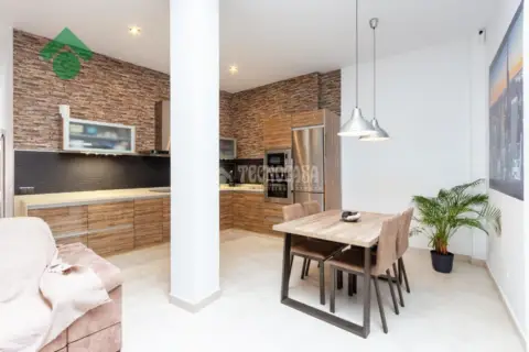 Casa adosada en Centro