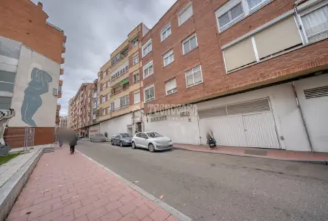 Piso en Circular-Vadillos