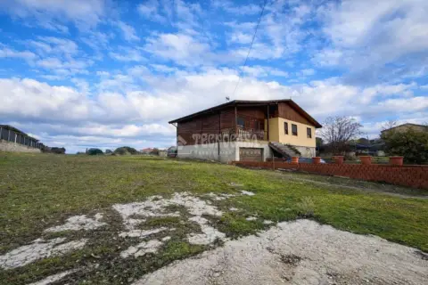 Casa unifamiliar en Yeles