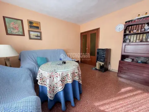 Piso en Nuevo Parque-Los Rosales-Tráfico Pesado