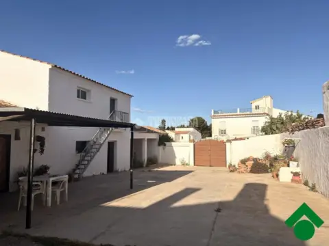Casa adosada en Cerralba