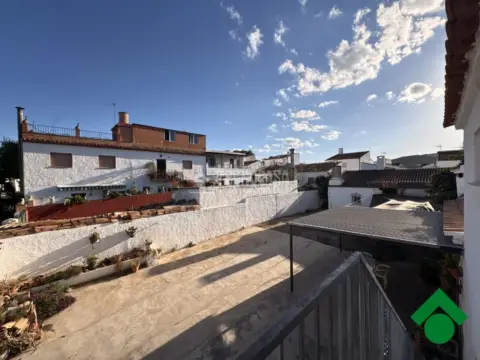 Casa adosada en Cerralba