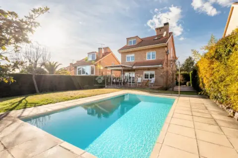 Casa unifamiliar en Los Peñascales