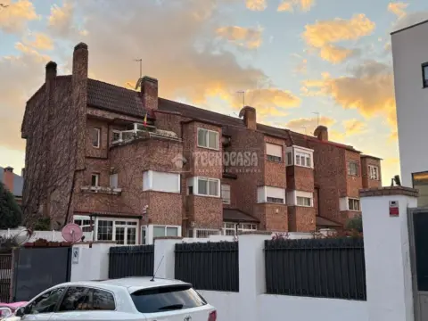Casa adosada en calle de la Duquesa de Castrejón