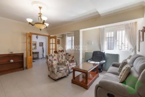 Piso en Zaidín-Vergeles