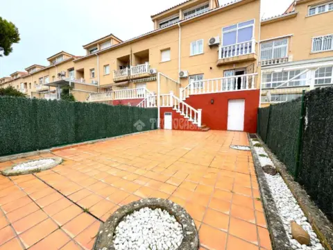 Casa adosada en Torrelaguna