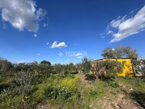 Casa rústica en Parque Atlántico-Las Naciones-Los Arcos