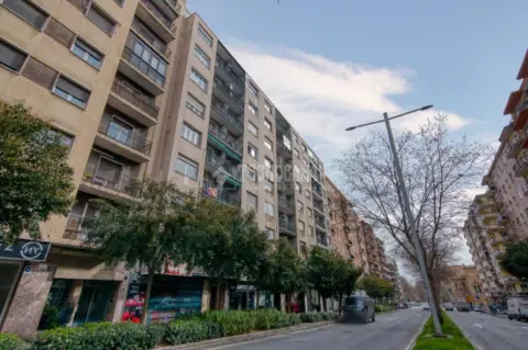 Piso en Salesas-Glorieta-Chinchibarra-Capuchinos