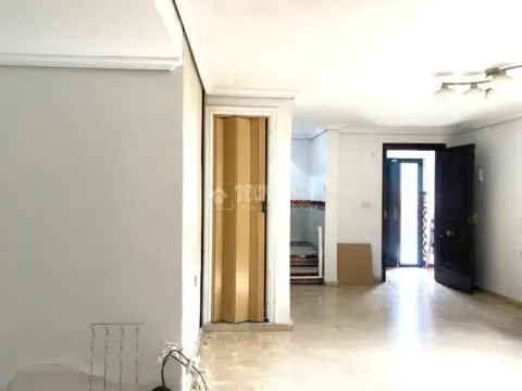 Casa adosada en Juan XXIII-Rochelambert