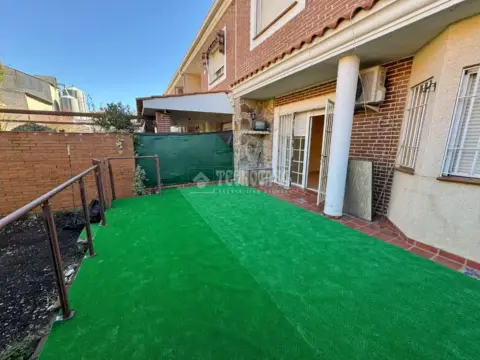 Casa adosada en Tielmes