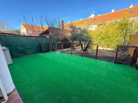 Casa adosada en Tielmes