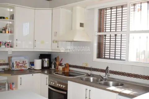 Casa unifamiliar en Sanlúcar la Mayor