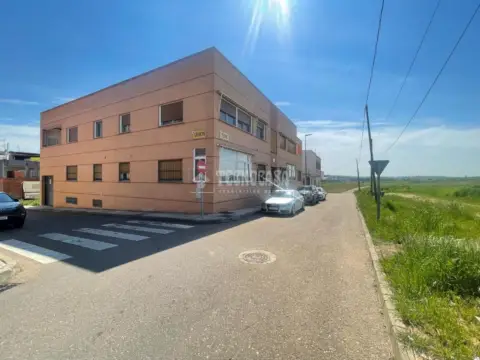 Piso en María Auxiliadora-Barriada de Llera
