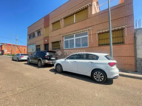 Piso en María Auxiliadora-Barriada de Llera