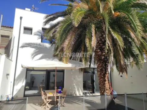 Casa adosada en Estación Renfe-Los Manantiales