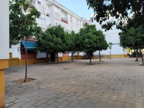 Piso en calle C-Siracusa