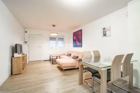 Casa adosada en Peligros