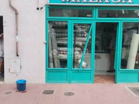 Local comercial en calle de Málaga