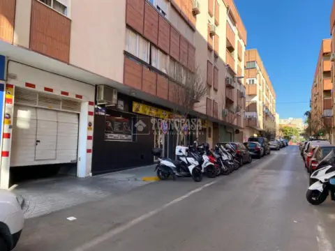 Garaje en calle de Juan de la Encina