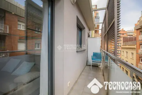 Piso en Carrer de Santa Carolina