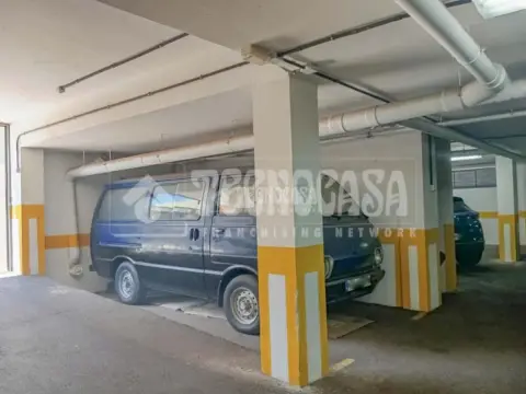 Garaje en calle Krakatoa