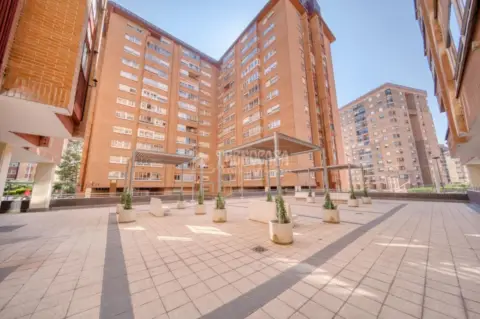 Piso en calle José Garrote Tebar