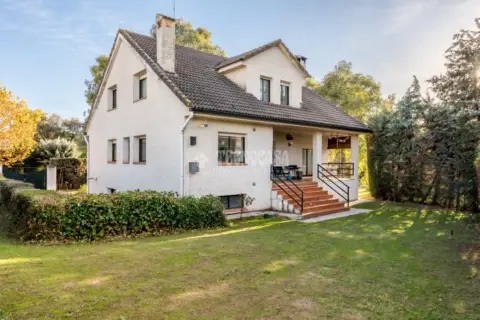 Casa unifamiliar en Club de Golf-Molino de la Hoz