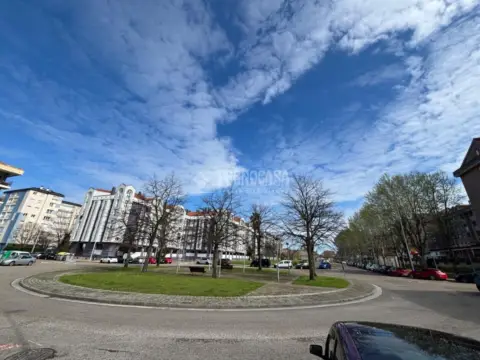 Garaje en Plaza de los Castaños