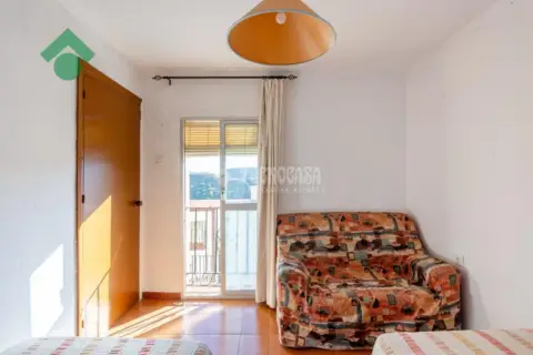 Casa pareada en Almáchar