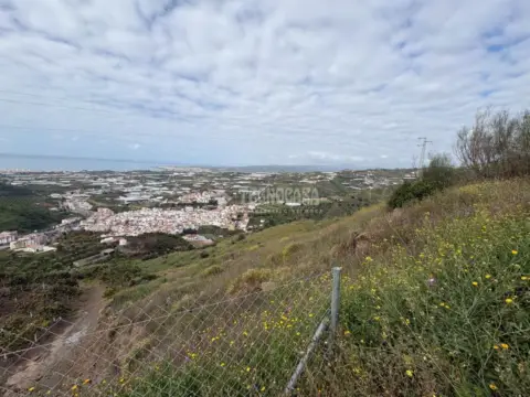 Terreno en Algarrobo — Pisos.com