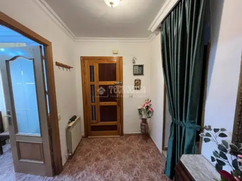 Casa adosada en calle Querencia