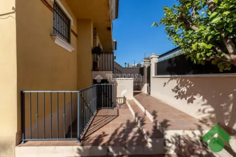 Casa pareada en Ogíjares