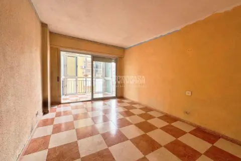 Piso en Avenida de los Manantiales