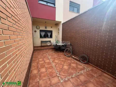 Casa unifamiliar en calle de Anea