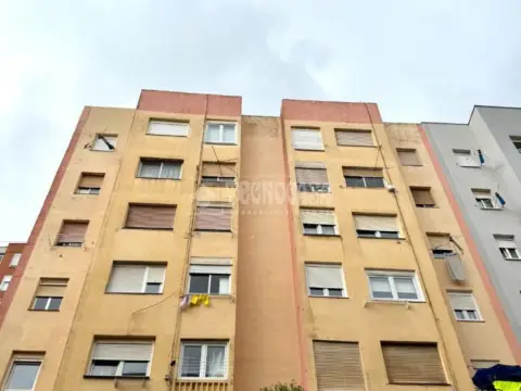 Piso en calle Sta. Teresa de Jesús