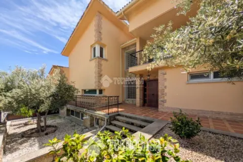Casa unifamiliar en Hoyo de Manzanares