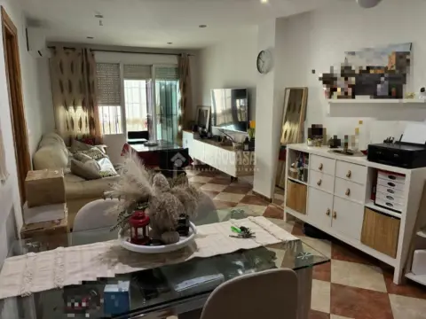 Piso en Campo de la Verdad-Miraflores-Sector Sur