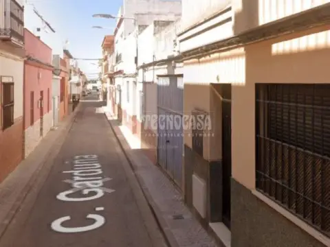 Casa adosada en Valdezorras-El Gordillo