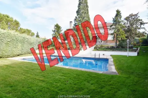 Casa unifamiliar en Castillo-Campodón