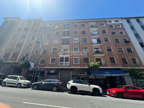 Piso en Uretamendi-Iturrigorri-Peñascal