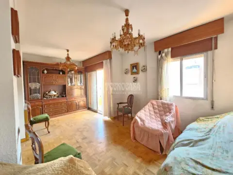 Piso en Opañel