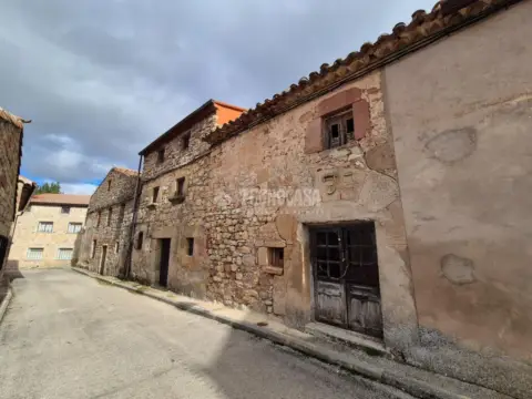 Casa adosada en Estriégana