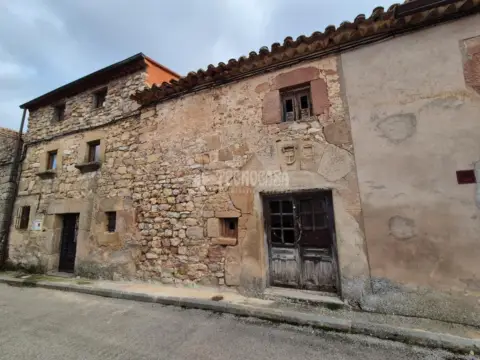 Casa adosada en Estriégana