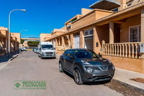 Casa pareada en El Ejido