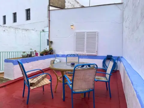 Casa adosada en Núcleo Urbano-Urbanizaciones