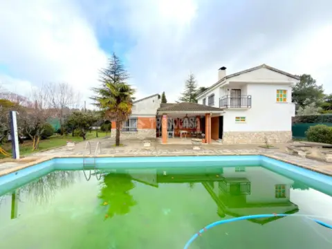 Casa unifamiliar en Torrelaguna