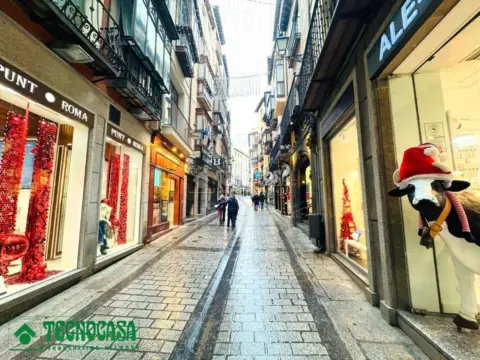 Piso en calle C-Becquer