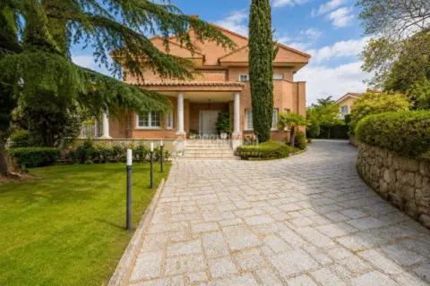 Casa unifamiliar en Los Robles