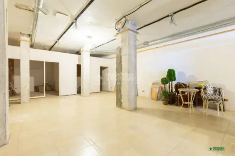 Local comercial en Casco Urbano