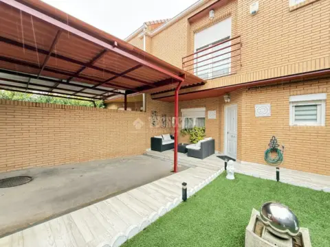Casa pareada en Coimbra-Guadarrama